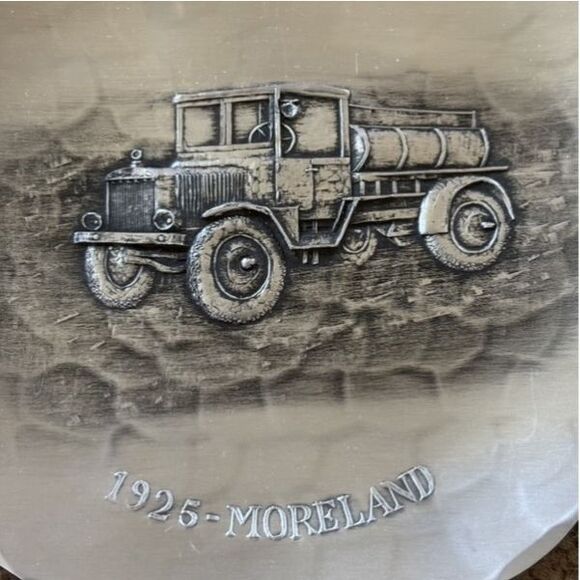 1925 Moreland Limited Edition 7” Hammered Aluminum By Natalie - Picture 3 of 5